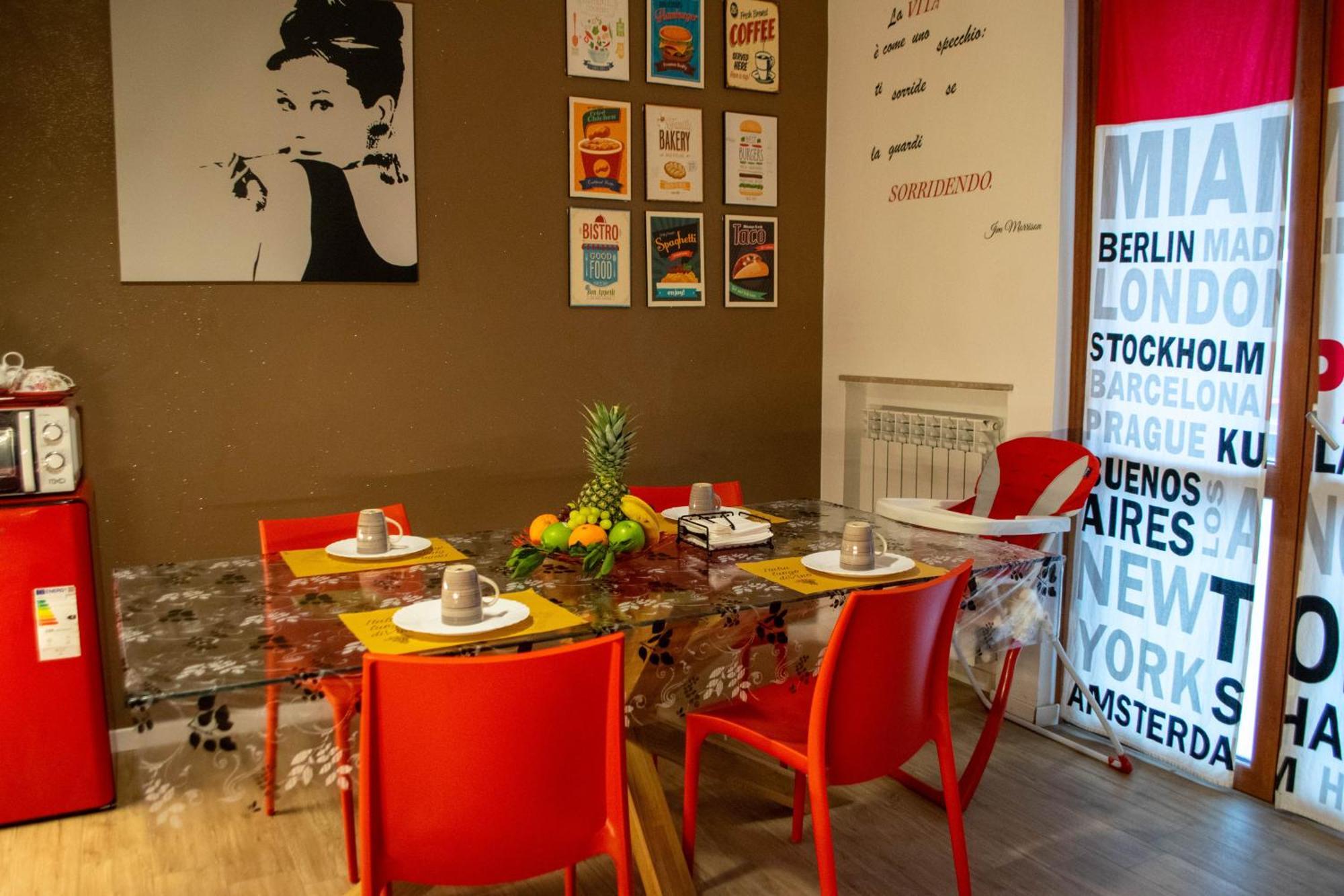 皮亚琴察Emmanueli65 Fronte Clinica Per 4 Matrimoniale E Castello住宿加早餐旅馆 外观 照片